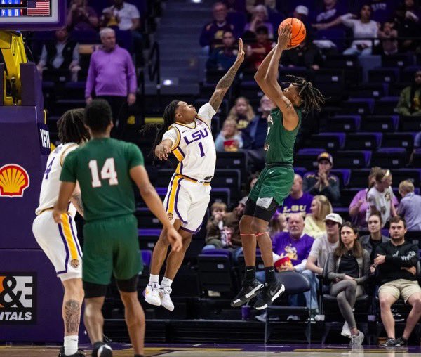 6’6 185 Arthur “Trey” Tate is an athletic guard that scores on all three levels and is explosive in transition 

Tate had big games verses HM competition

<a href="/tr3ytate/">Trey Tate</a> shot 42% FG, 35% 3PT &amp; 93% FT

Notable games verses HM

23 Utah
16 Kansas St
12 BYU
10 Missouri