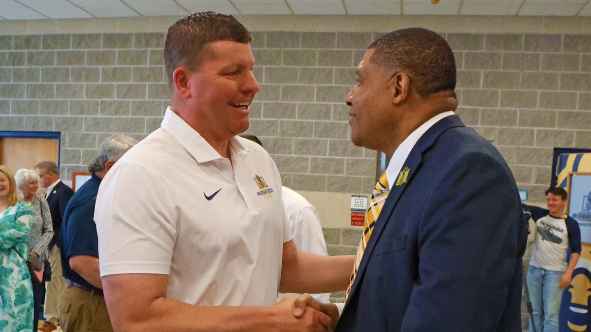 Murray State MBB (@racershoops) on Twitter photo ๐ Welcome home, President-elect <a href="/rkpatterson10/">Ron Patterson</a>!
We cannot wait to have you at the CFSB Center this fall!
#GoRacers ๐ ๐ Welcome home, President-elect <a href="/rkpatterson10/">Ron Patterson</a>!
We cannot wait to have you at the CFSB Center this fall!
#GoRacers ๐