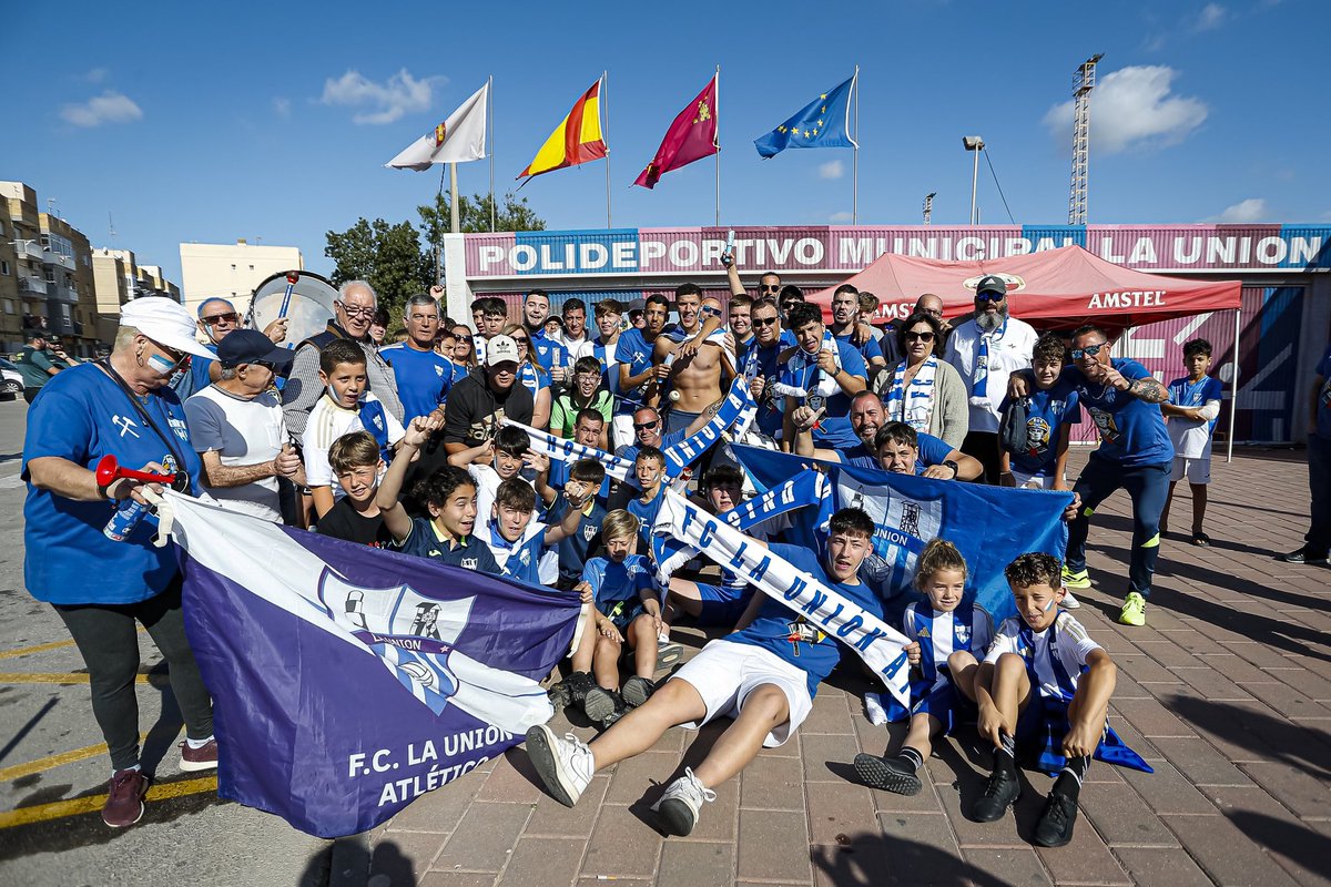 ¡AFICIÓN, ESTE DOMINGO NUESTRO EQUIPO NOS NECESITA!
Viaje a CÁDIZ por solo 15 € (entrada + autobús).
Nos jugamos el ASCENSO.
El club, el escudo, la peña… ¡Todos al bus con el equipo!
Reserva ya.

(Más información en la cuenta oficial del club!