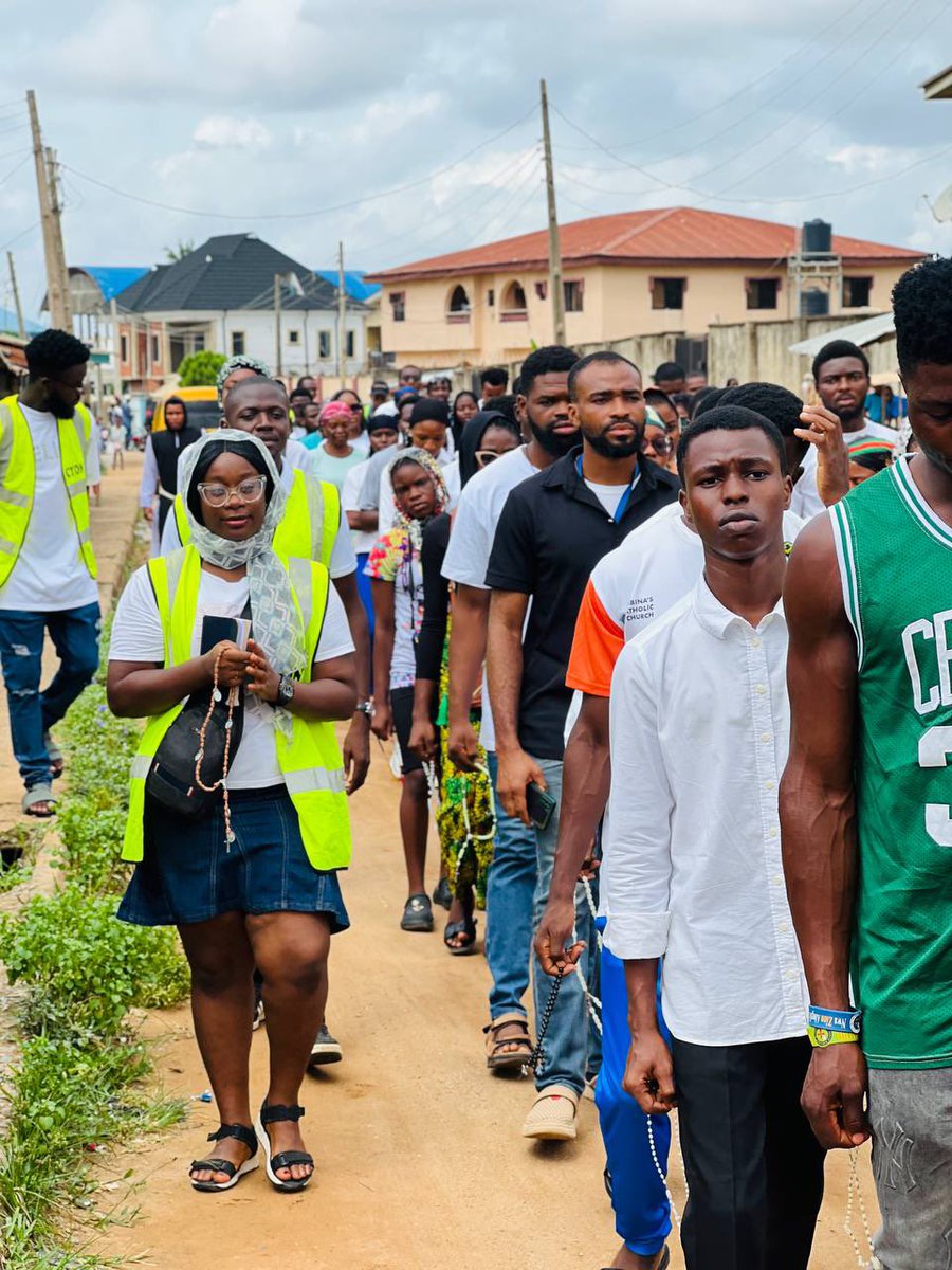 cyon_agege's tweet photo. CYON AGEGE DEANERY

JPEGs of cyonites taken during the Marian Walk7.0🩵

 A walk to meditate and reflect on the mysteries of the Holy rosary, by finding direction through Mother Mary's compassionate and nurturing presence.💐✨ https://t.co/juwqwOH95V