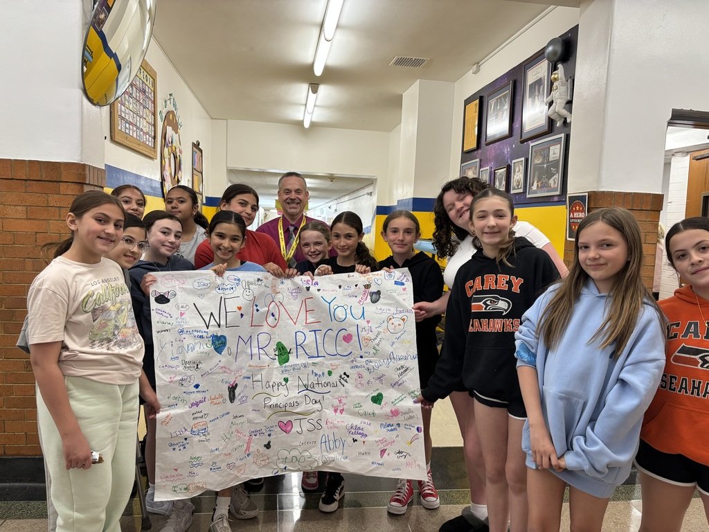 Happy national principals' day to the best, Mr. Riccobono! We appreciate all that you do!
Love, JSS