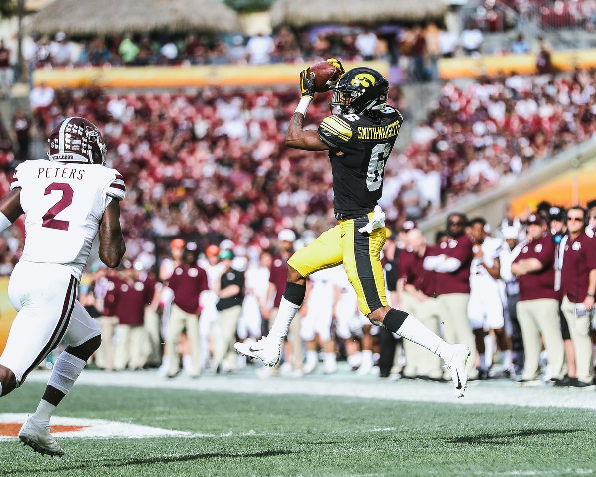HawkeyeFBNotes's tweet image. Iowa is 1-of-5 power four programs to have not had a losing season since the beginning of the College Football Playoff era.
#Hawkeyes