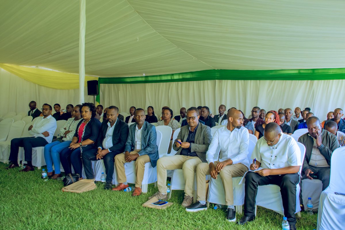 Nyagatare District Hospital (@nyagatarehospit) on Twitter photo Uyu munsi,<a href="/NyagatareHospit/">Nyagatare District Hospital</a> twifatanyije n'abakozi bose ba <a href="/NyagatareDistr/">Nyagatare District</a> kwizihiza umunsi mpuzamahanga w'umurimo.Dr. RWIBUTSO Petit Renigald yatowe nk'umukozi w'indashyikirwa mu bakozi bacu. Uyu munsi,<a href="/NyagatareHospit/">Nyagatare District Hospital</a> twifatanyije n'abakozi bose ba <a href="/NyagatareDistr/">Nyagatare District</a> kwizihiza umunsi mpuzamahanga w'umurimo.Dr. RWIBUTSO Petit Renigald yatowe nk'umukozi w'indashyikirwa mu bakozi bacu.