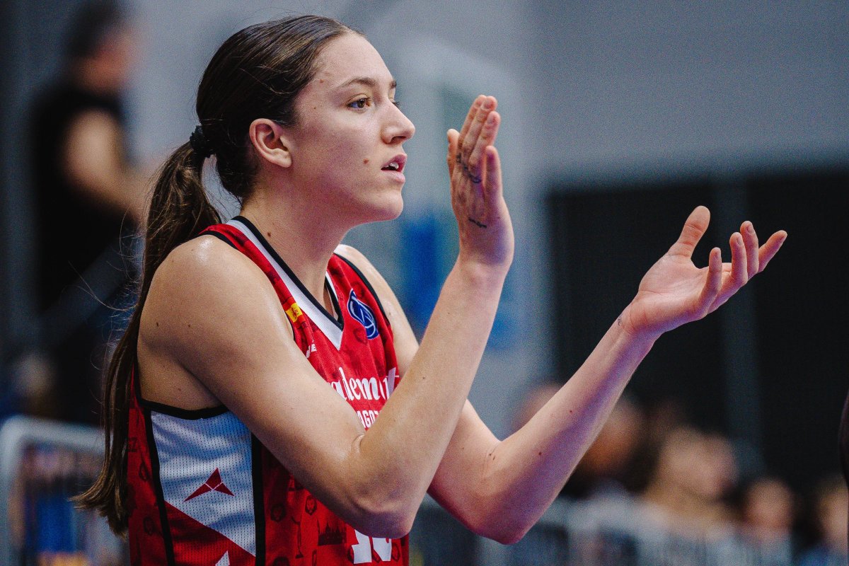 HELENA PUEYO CONTRA GIRONA 🔥

14 PUNTOS
9 REBOTES
3 ASISTENCIAS
2 ROBOS
22 DE VALORACIÓN