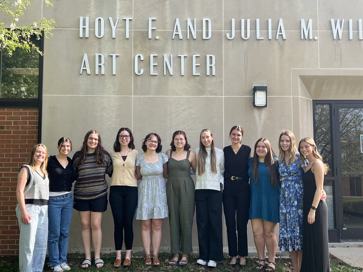 ONUArtandDesign's tweet image. At our last Kappa Pi meeting of the academic year, the honorary welcomed two new initiates! 
• Keeley Smith (studio art major) 
• Carmen Mancuso (communication and Spanish major)￼
#OhioNorthern #KappaPi