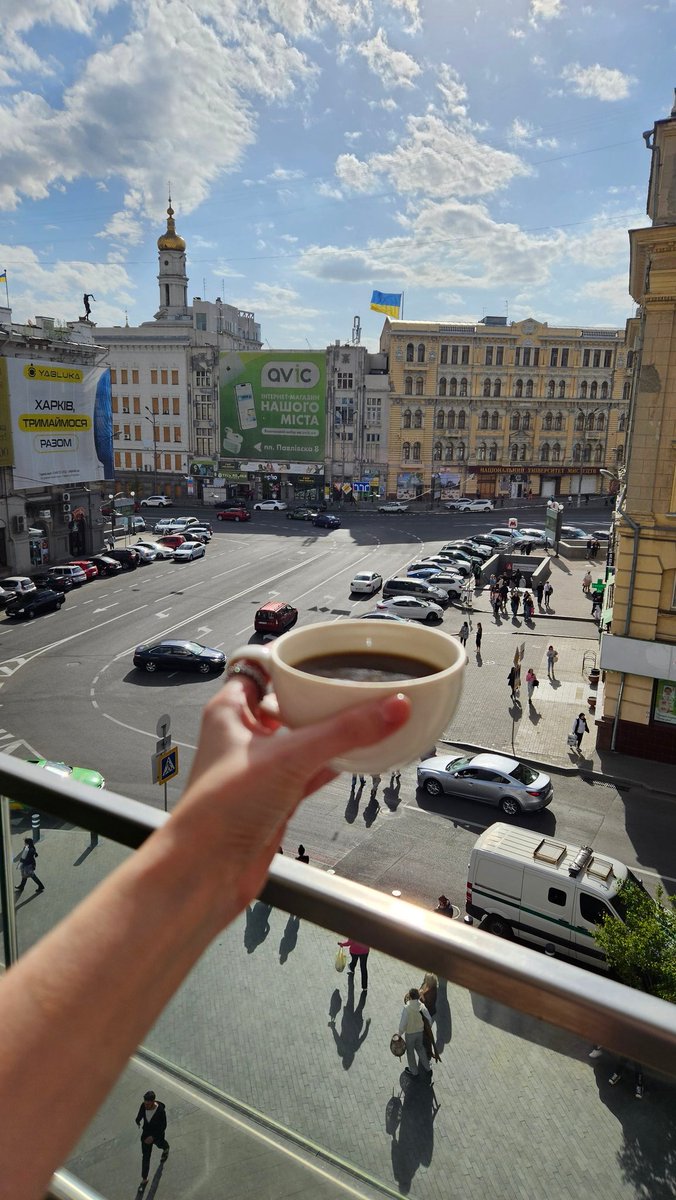 Kharkiv is dead, say the russian propaganda? False alarm! We're alive and fully intend to remain as gloriously inconvenient to them as possible. 💅