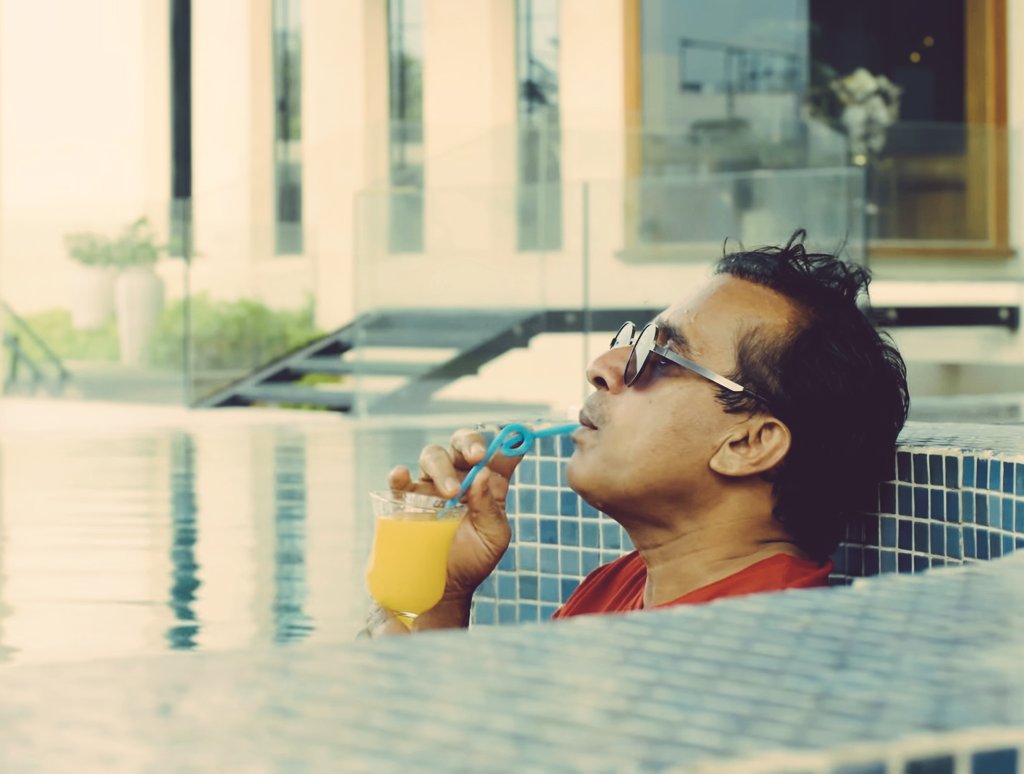 so me......

#FerozeKhan #Humraaz