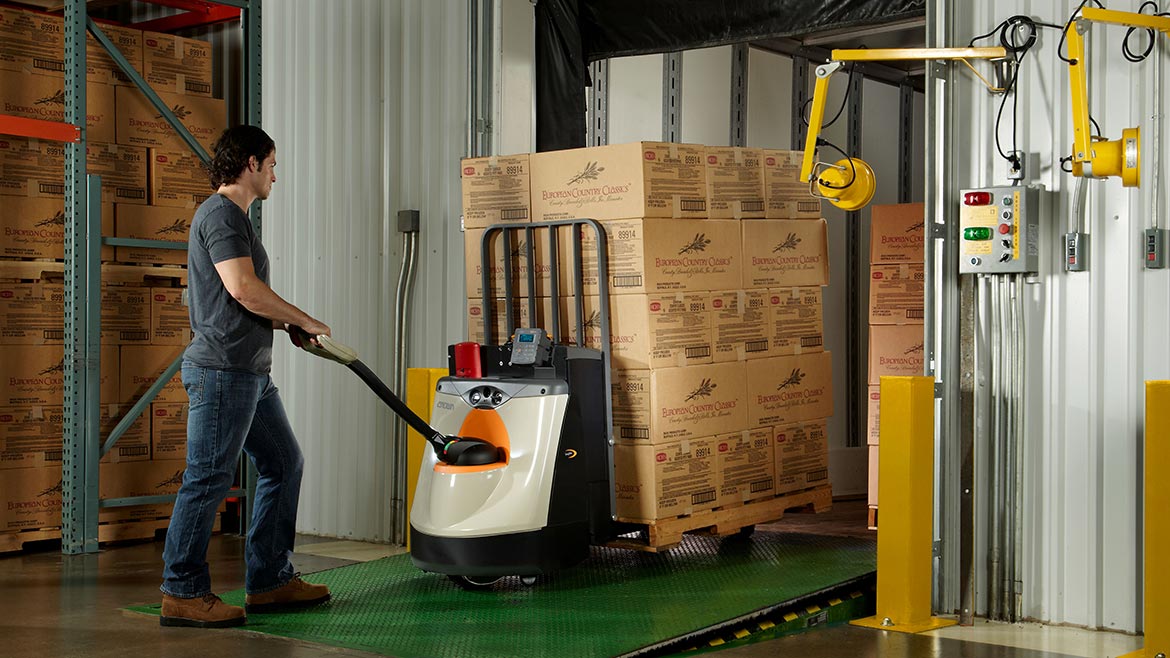 Beverage Industry (@beverageind) on Twitter photo Fuerst says the growth of SKUs is causing some customers to utilize pallet jacks in ways they previously might not have. #BeverageIndustry #Distribution #Operations 
(Image courtesy of Crown Equipment)
brnw.ch/21wSlMp Fuerst says the growth of SKUs is causing some customers to utilize pallet jacks in ways they previously might not have. #BeverageIndustry #Distribution #Operations 
(Image courtesy of Crown Equipment)
brnw.ch/21wSlMp