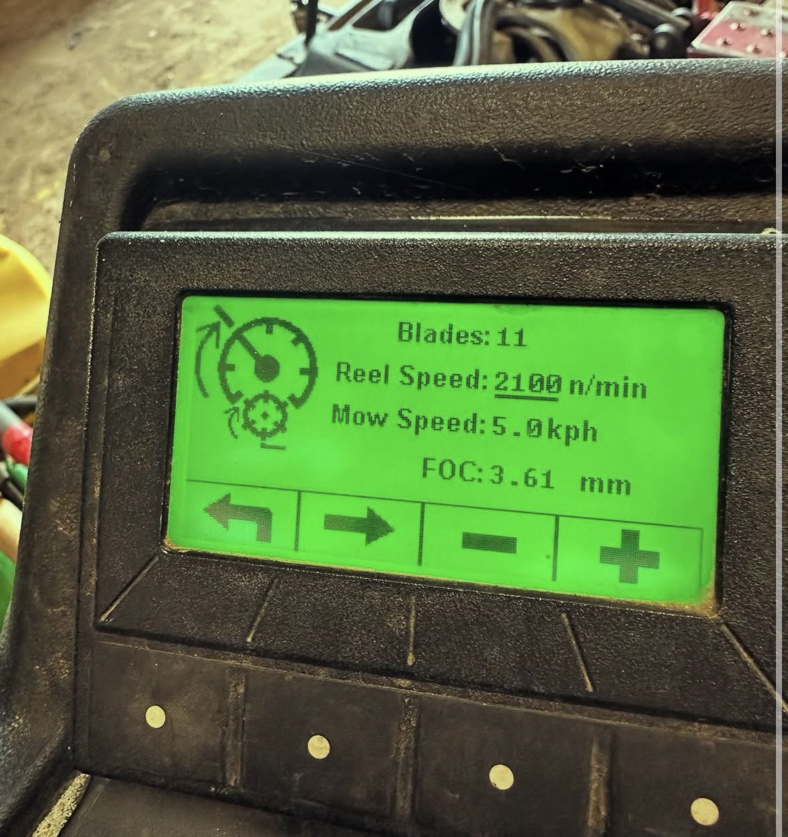Jacob Shellis (@jacobshellis) on Twitter photo This afternoon was spent over <a href="/GreatBarrGreens/">Great Barr Greens</a> catching up with CM Dave Stewart
As we’re starting to see an increase in growth across the course it was a good time to have a look at unit set up especially on greens where those pesky seed heads are starting to appear, some This afternoon was spent over <a href="/GreatBarrGreens/">Great Barr Greens</a> catching up with CM Dave Stewart
As we’re starting to see an increase in growth across the course it was a good time to have a look at unit set up especially on greens where those pesky seed heads are starting to appear, some