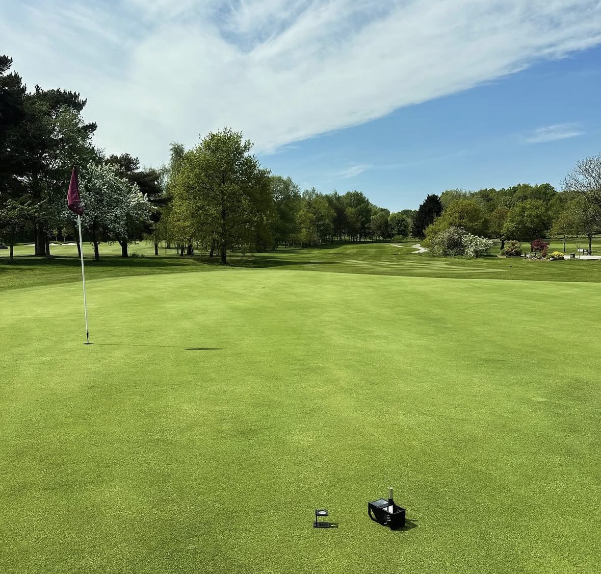 JacobShellis's tweet image. This afternoon was spent over @GreatBarrGreens catching up with CM Dave Stewart 

As we’re starting to see an increase in growth across the course it was a good time to have a look at unit set up especially on greens where those pesky seed heads are starting to appear, some…