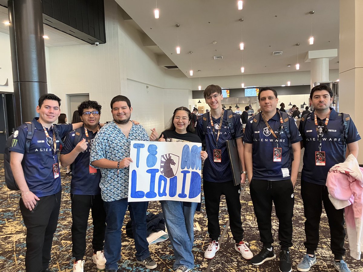 Rodrix028 tweet media