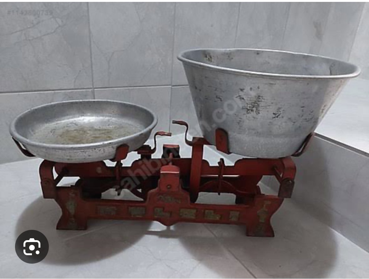 Erzurumspor’umuzun  tahkime itirazı kabul edilmez ve ceza kararları kaldırılmaz ise Perşembe günü TFF’nin İstanbul merkezine resimde görülen teraziden alıp kapısına zincirleyeceğim. 
<a href="/TFF_Org/">TFF</a> 
<a href="/Erzurumspor/">Erzurumspor FK</a>