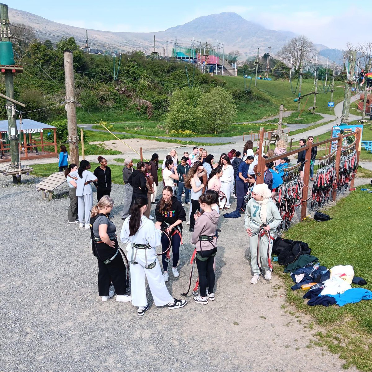 stpaulsg's tweet photo. The TY trip to Carlingford has gotten off to a great start with a busy day packed with lots of activities and sunshine.  Everyone is heading off on night hike now so all will sleep well tonight! #MakingMemories #StPaulsOnTour @lecheiletrust1 https://t.co/dpJWl77TjG