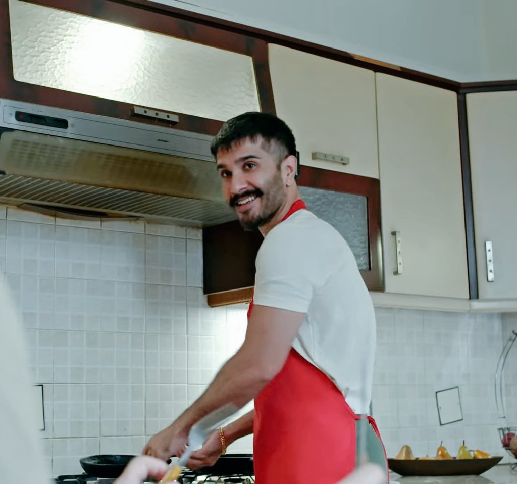 Mornings like these are a dream of many girls ( im not a girl ) 😭

#FerozeKhan #Humraaz