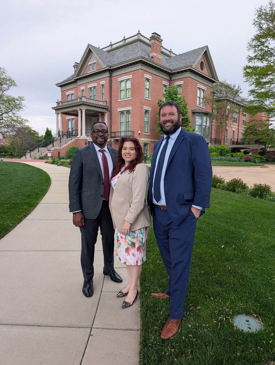 IllinoisPCA's tweet photo. Last night, IPHCA leaders and Board Officers had the distinct honor of gathering at the Governor's Mansion to celebrate the Governor's birthday. #ValueCHCs