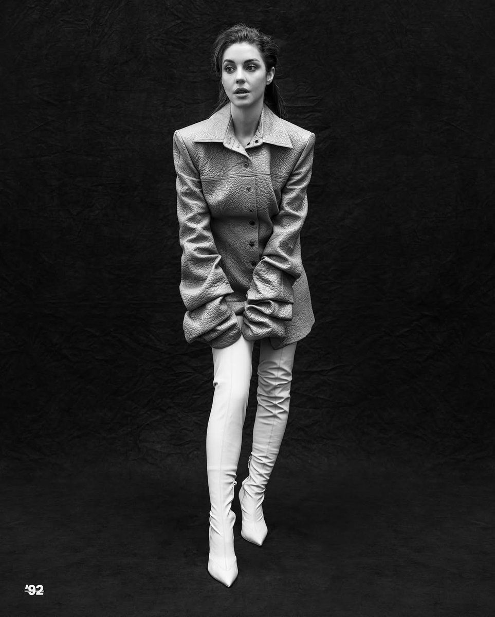 AdelaideKaneFR's tweet photo. SESSIONS┊Adelaide Kane by Tyler Chick for Nineteen92 Magazine #2

📸 https://t.co/GUqCDZXYYR https://t.co/erDeZfo83q