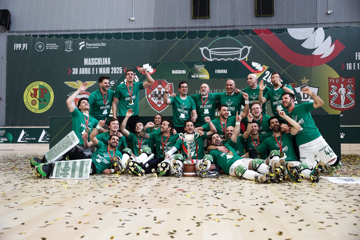 SportingCP's tweet photo. 🏆🏆🏆🏆🏆 #HóqueiSCP https://t.co/PpXQQsMsP2