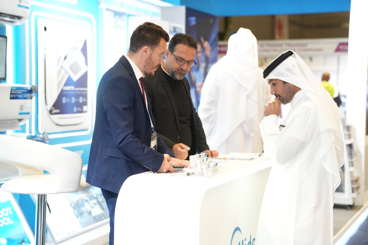 لقطات من معرض إبن بيتك بالتزامن مع معرض إنسباير ، كل ما تحتاجه للتصميم والبناء والتجديد

 في مركز قطر الوطني للمؤتمرات QNCC، من 10 صباحًا حتى 10 مساءً

#ابن_بيتك #BYH2025 #قطر #المؤتمر #تصميم_المنزل