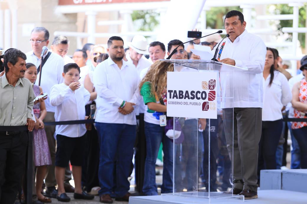 Ya inició la Fiesta del Pueblo, donde la cultura, la algarabía y nuestras tradiciones se encuentran. Cortamos el listón inaugural esta mañana en el Parque Tabasco ‘Dora María’. La Feria Tabasco 2025 espera con alegría a las familias tabasqueñas. 

¡Enhorabuena!
 #FeriaTabasco2025