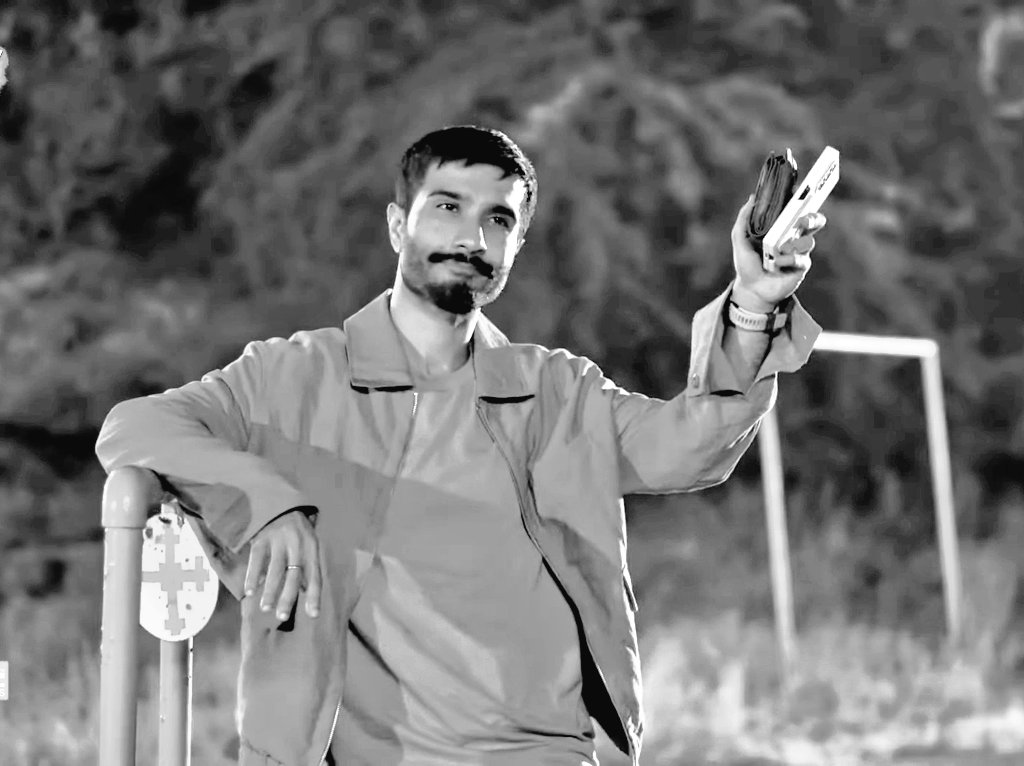 itna maine Marvel ko nai decode kia jitna Humraaz ko kar rha hu

#FerozeKhan #Humraaz