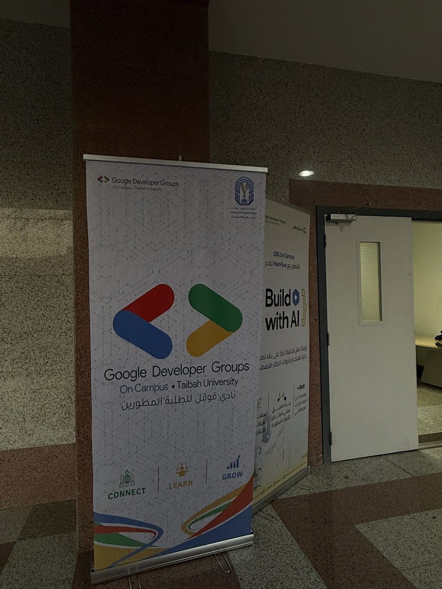 irexa18's tweet photo. تجربه جميله وممتعه 🩵
#Build_With_AI #Build_with_HashPlus 
#GDG_TU https://t.co/1pu5KV2XfU