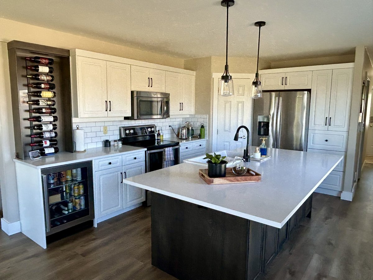 Amazing kitchen Reno with AYA Kitchens  Red Deer.  Well done all involved.  Huge transformation.