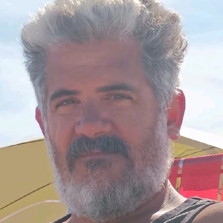 Kukas_domados's tweet image. Este es Federico Patricio Lombardo, el estafador K del Senasa

Se hace pasar por vendedor de autopartes en fb, engaña a sus víctimas por whatsapp y después bloquea. Ya cambió varias veces el chip para que no lo agarren, pero lamentablemente para él, hoy esa suerte se le terminó