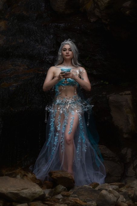 Watch Harli Kane's leaked NSFW photo on TwXstars