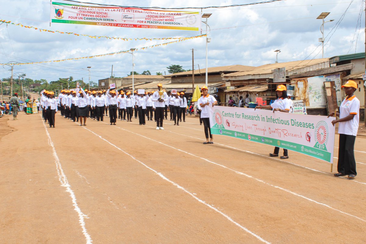 cam_crid's tweet image. May 1, 2025, marks International Labour Day. This year, CRID participated in the Labour Day parade at Mfou Festival Square.
During the festivities, CRID football team was awarded the Champion Trophy and medals for their victory in the  tournament. 
#LaborDay2025
#CRID #Mfou