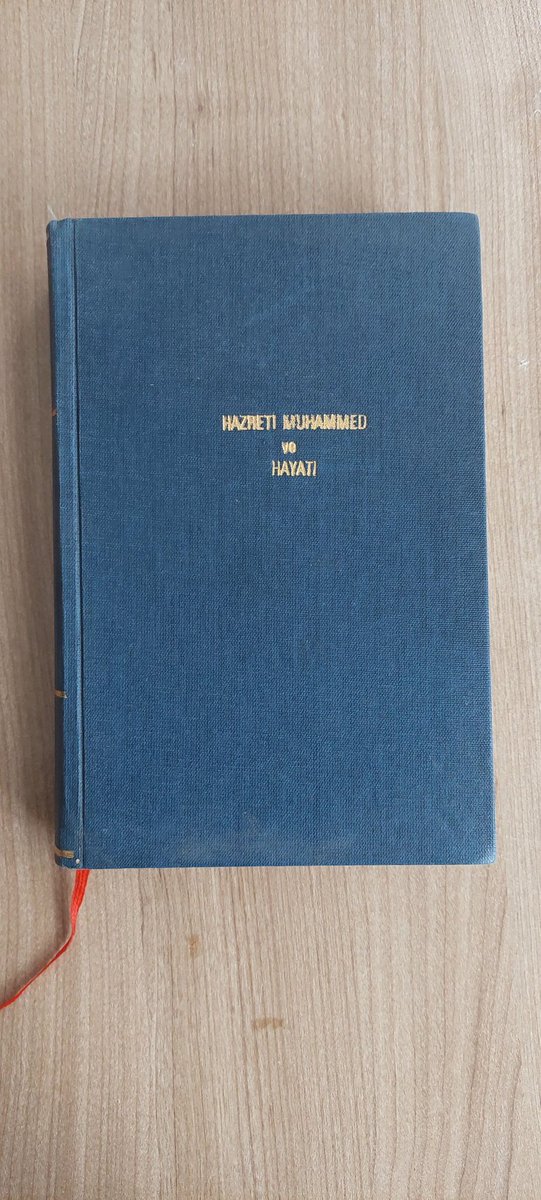 sahaf_hanim's tweet photo. Ali Himmet Berki / Osman Keskioğlu
Hazreti Muhammed in Hayatı 

1981 Baskı 

Ciltli Kondisyonu çok iyi 

250₺ https://t.co/SoqTaauN5K