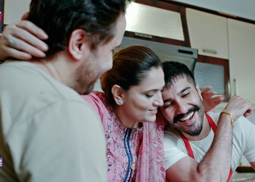 another time using the same word "CUTE" scene

#FerozeKhan #Humraaz