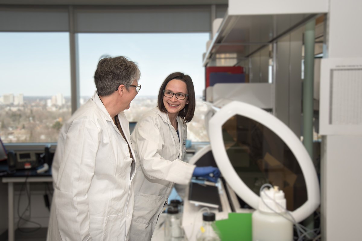 Across Canada, National Medical Laboratory Week was celebrated from April 13-19. Medical laboratories play a critical role in diagnosing and treating patients and Medical Laboratory Professionals are experts and key figures in every patient’s journey.
schulich.uwo.ca/pathol/news/20…