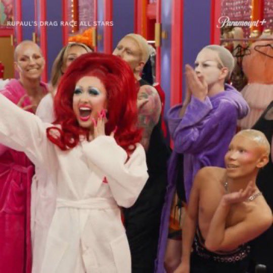 Soph Gib #TeamSamJasmineMorphine tweet media