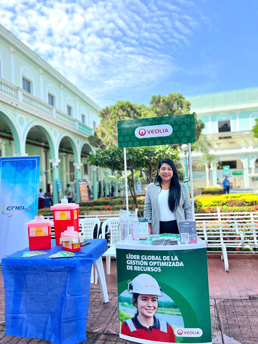Reforzamos lazos con el personal médico en la feria de Seguridad y Salud de La Junta de Beneficencia 🏥. 

Continuamos informando acerca de las soluciones sostenibles disponibles en el manejo de desechos y residuos a personal de la salud, directivos y visitantes a la feria.