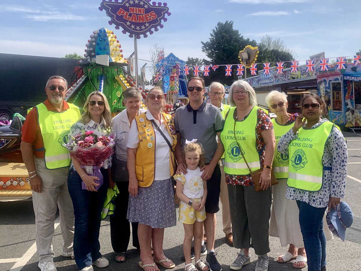 SpaldingLionsUK's tweet image. Today we took 130 SEN students to the fair. Thanks to Roger and Sophie Tuby who made adaptations for those who find overstimulation difficult. Happy faces as they left. #satisfying @lionsclubs