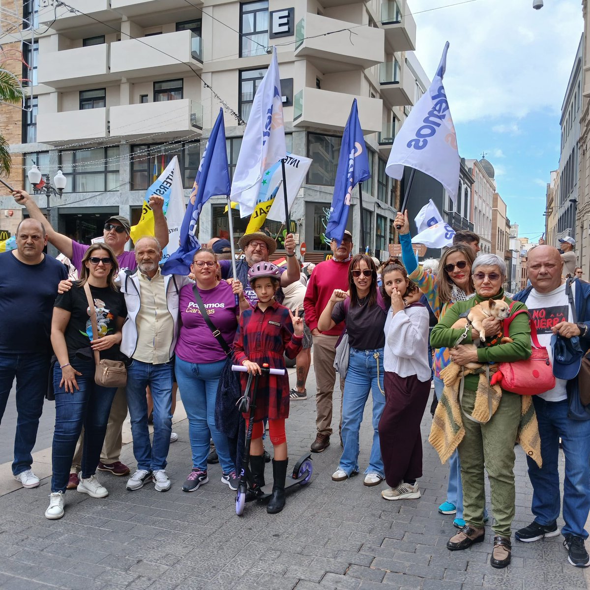 Podemos Tenerife, presente en la manifestación del Primero de Mayo, día de la clase obrera ✊🏼

Sus guerras, nuestra ruina

Por un trabajo digno, por una vida con dignidad