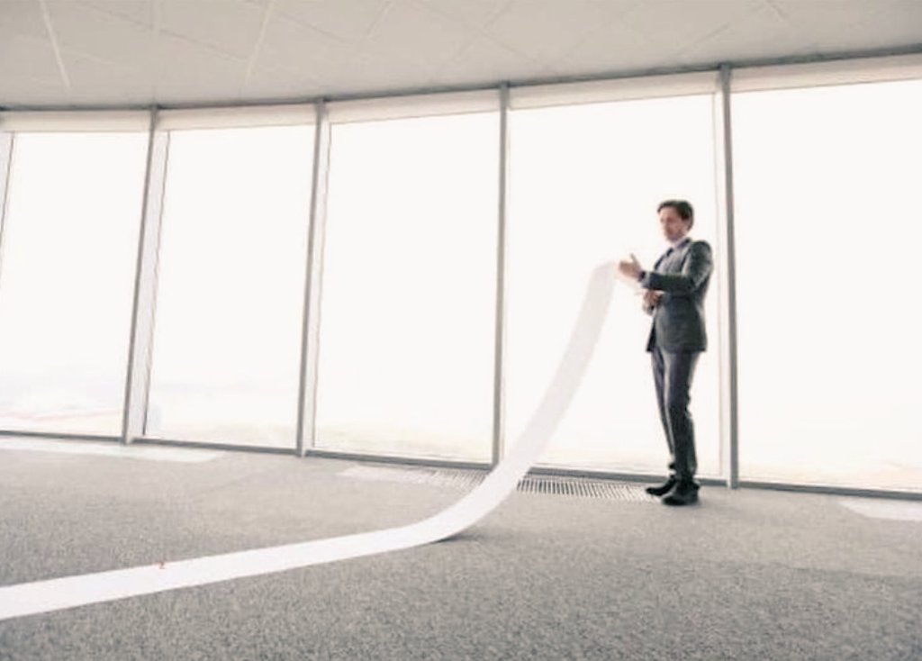 Me trying to decide which book off my tbr to read next...