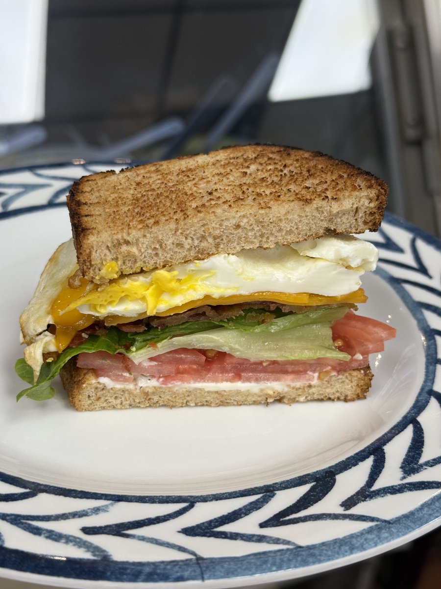 Silverglades's tweet photo. Breakfast Time till 10:30 a.m. https://t.co/zdQZmiMFIF