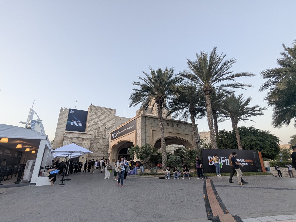 Day 2 at <a href="/token2049/">TOKEN2049</a> 

Lambos out front, alpha on stage, frens everywhere.

Still not over how real this week feels.

#Token2049