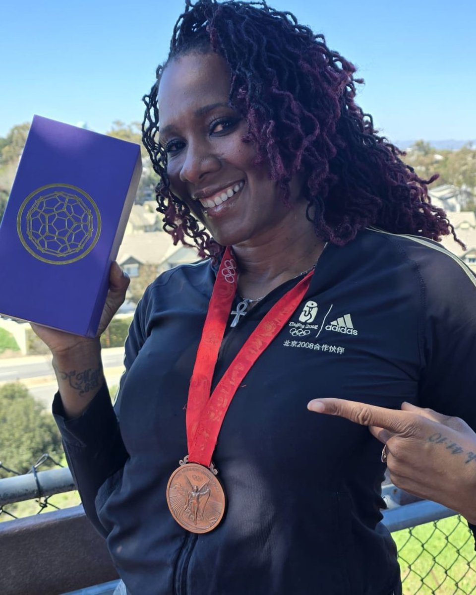 C60Power's tweet image. When champions choose C60 💪🏾
Support your energy, focus, and recovery with antioxidant power trusted by elite performers.

#OlympicApproved #C60Power #PerformanceFuel