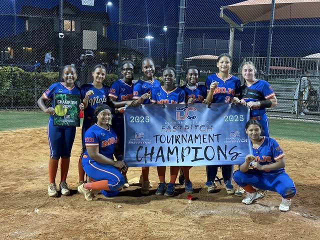 What a day for our Mojo girls at the USA Diamond Classic Fastpitch Spring Swing tournament in South Carolina!

They came ready to compete and left it ALL on the field, finishing with an incredible 4-1 record and bringing home the CHAMPIONSHIP in a nail-biting 1-0 win!

From the