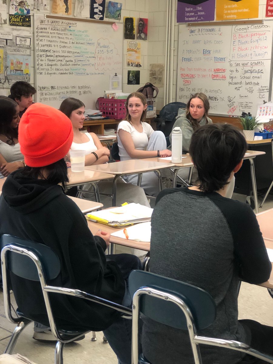 .<a href="/_SalemHigh_/">Salem High School</a> sophomores in <a href="/SalemState/">Salem State</a>’s Early College program joined their 3rd advocacy session with Latinos for Education. Special thanks to City Council President Prosniewski &amp; Councilor Jerzylo for sharing how students can lead change in their community. #ConGanasWeCan