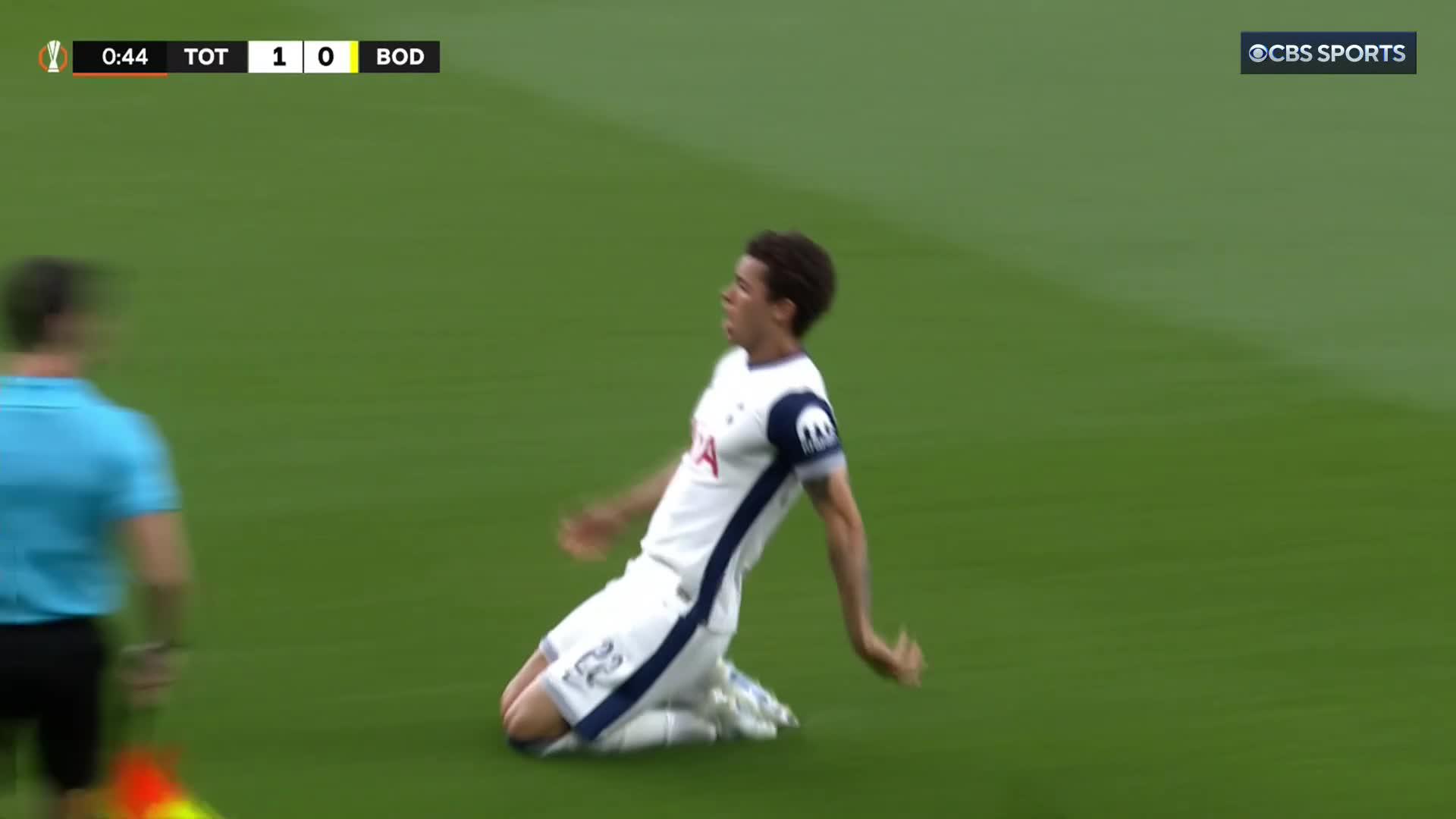 Spurs off to a perfect start! 👊Pedro Porro whips its to Richarlison who finds Brennan Johnson for a clinical header! 🔥