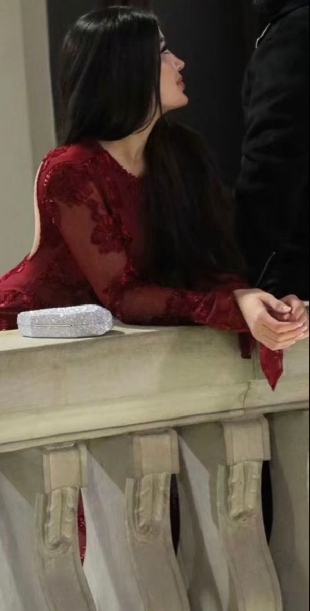 " أنا على ما تشتهي نفسي ووين ألقى هواي
محد يحرك شراعي على السبع البحور "

، 
، 
، 
😴♥️