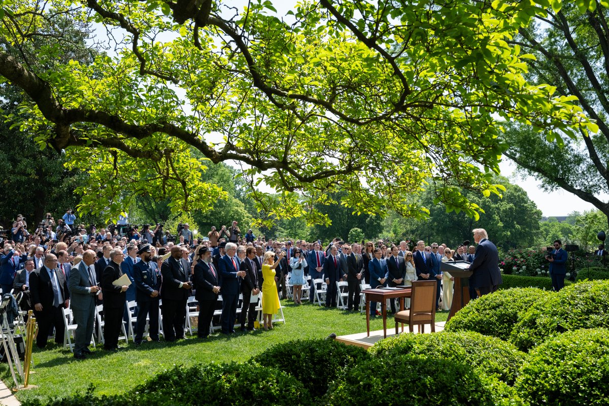 WhiteHouse's tweet photo. National Day of Prayer in the Rose Garden.🙏

"We're bringing back religion in our country and we're bringing it back quickly and strongly — because for America to be a great nation, we must always be One Nation Under God." - @POTUS https://t.co/8GRJF2iwpg