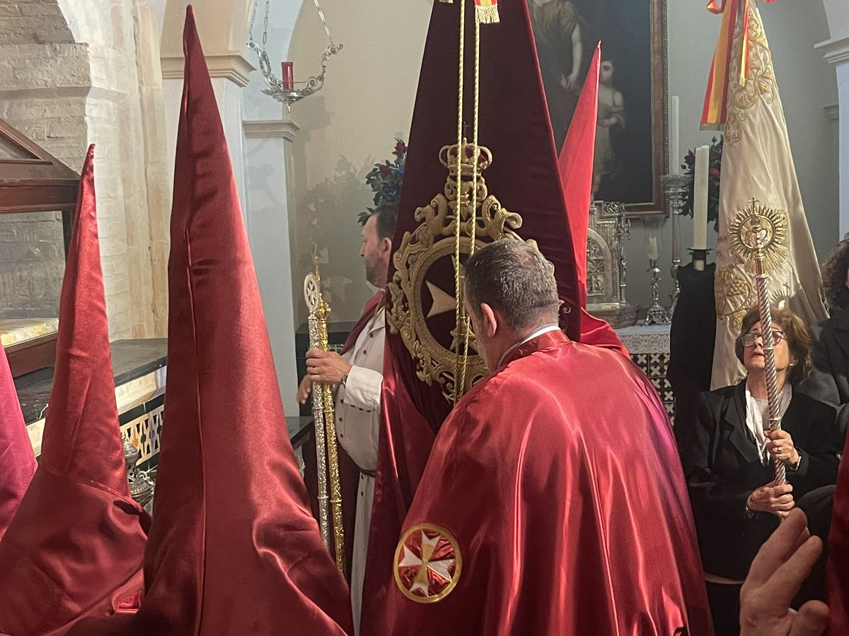 RECORDANDO EL VIERNES SANTO 2025 | Oración en la <a href="/SantoEntierro/">Hermandad del Santo Entierro de Sanlúcar la Mayor</a>