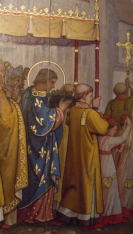 trad_west_'s tweet image. To some, the Crucifixion is just a legend.

But for 2,000 years, Christians have safeguarded the evidence.

These are 10 holy relics of Christ’s Passion that still exist today - a🧵

1. The Crown of Thorns in Notre-Dame, Paris.