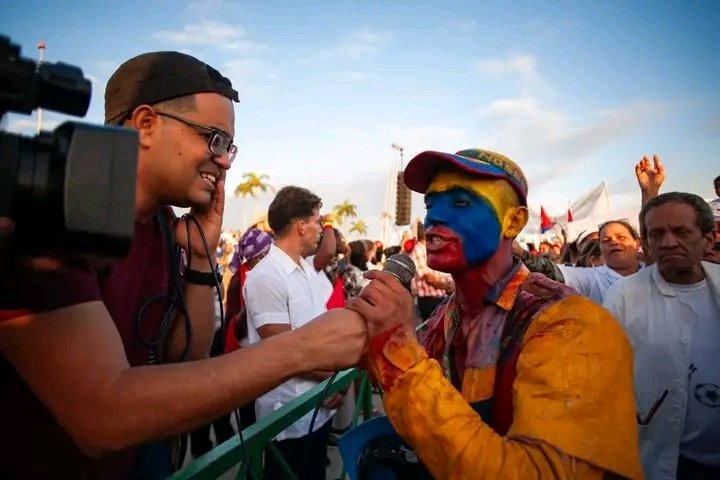 Rostros de alegría en la Plaza de la Revolución 
#Cuba celebró el día del proletariado mundial 
#LaHabanaDeTodos retumbó