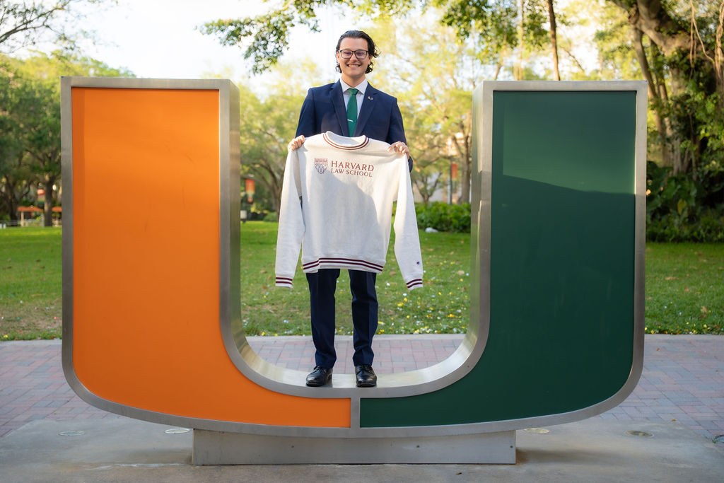 Miami Herbert Business School (@miamiherbert) on Twitter photo In 2021, Roy Carrillo Zamora took a leap of faith and moved more than 3,500 miles from home to begin his journey at <a href="/univmiami/">University of Miami</a>.
As he prepares to graduate, he leaves a legacy of leadership, academic excellence & campus impact. The leap of faith paid off.
news.miami.edu/miamiherbert/s… In 2021, Roy Carrillo Zamora took a leap of faith and moved more than 3,500 miles from home to begin his journey at <a href="/univmiami/">University of Miami</a>.
As he prepares to graduate, he leaves a legacy of leadership, academic excellence & campus impact. The leap of faith paid off.
news.miami.edu/miamiherbert/s…