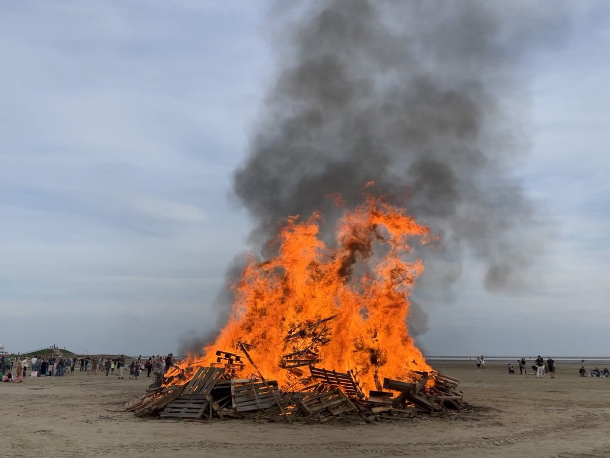 Meivuur #Terschelling